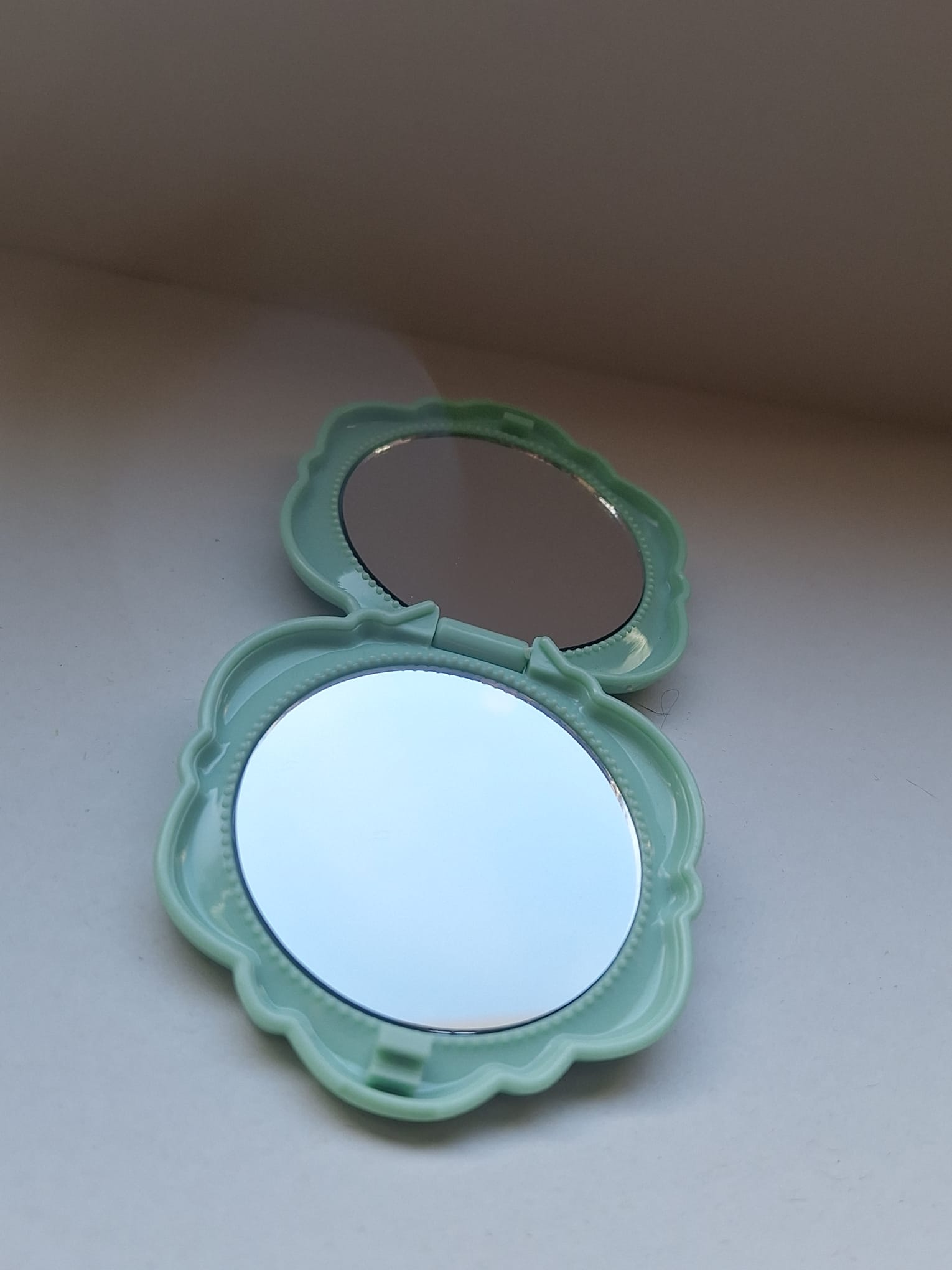 Rosen - Schminkspiegel – Bild 3